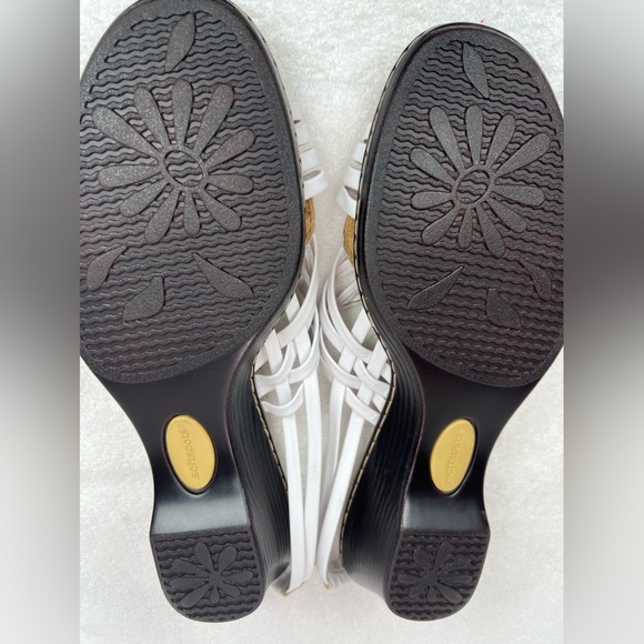 Softspots, white straps sandals with suede insoles - Picture 5 of 6